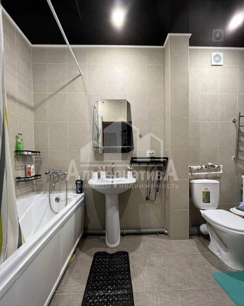 
  Продается 1-комн. квартира, 52 м², Гайдара ул
. Фото 14.