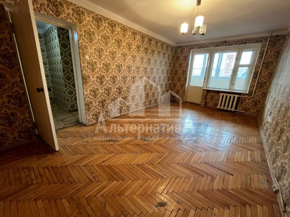 
   Продам 1-комнатную, 43 м², Островского ул

. Фото 2.