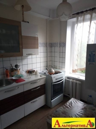 
   Продам 3-комнатную, 58.3 м², Андрея Губина ул

. Фото 1.