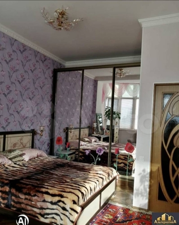 
  Продается 3-комн. квартира, 83 м², Красивая ул
. Фото 5.