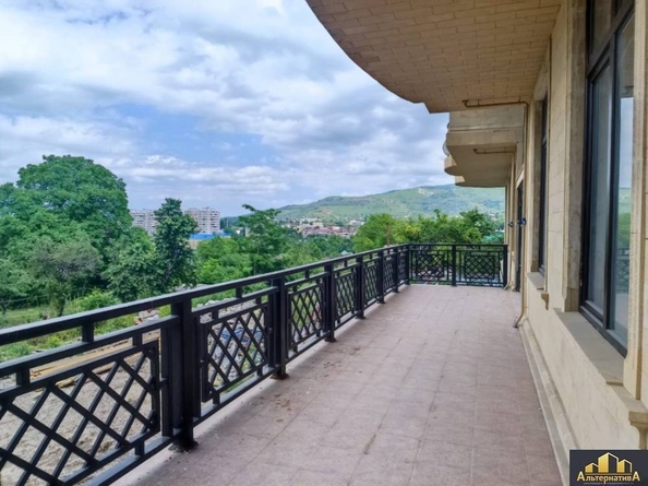 
  Продается 1-комн. квартира, 65.5 м², Жмакина ул
. Фото 2.