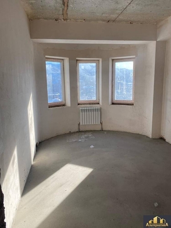 
  Продается 3-комн. квартира, 152.7 м², 8 Марта ул
. Фото 3.