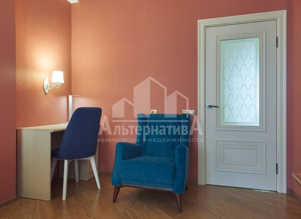 
  Продается 2-комн. квартира, 72.5 м², Декабристов ул
. Фото 12.
