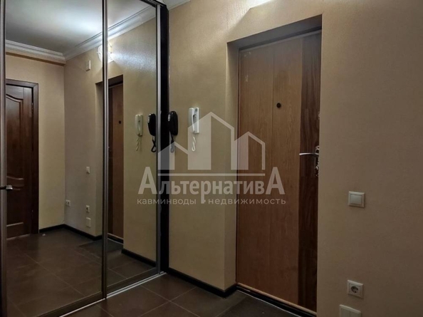 
   Продам 1-комнатную, 38 м², Красивая ул

. Фото 8.