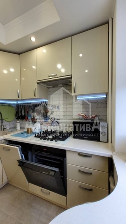 
  Продается 3-комн. квартира, 60 м², Крутая дорога ул
. Фото 9.