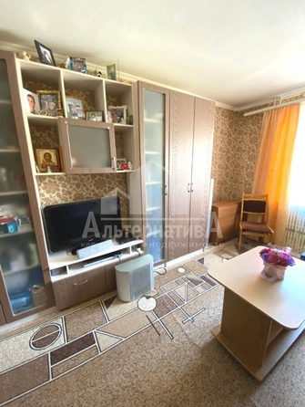 
   Продам 3-комнатную, 75 м², Азербайджанская ул

. Фото 2.