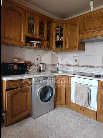 
  Продается 2-комн. квартира, 48 м², Азербайджанская ул
. Фото 2.