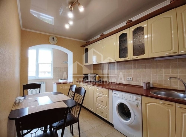 
  Продается 2-комн. квартира, 52 м², Широкая ул
. Фото 1.