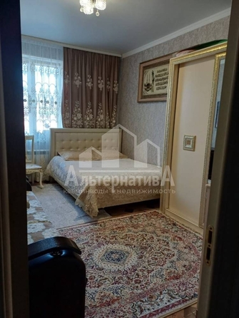
  Продается 1-комн. квартира, 36 м², Азербайджанская ул
. Фото 4.