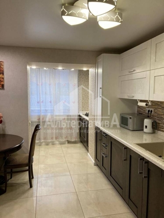 
  Продается 3-комн. квартира, 90 м², Орджоникидзе ул
. Фото 3.