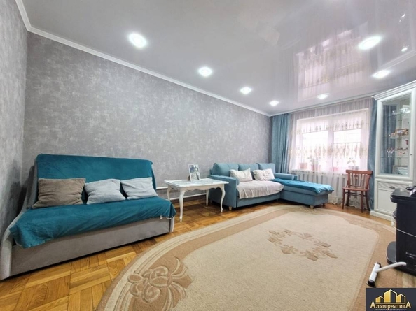 
  Продается 3-комн. квартира 72.6 м². Фото 1.