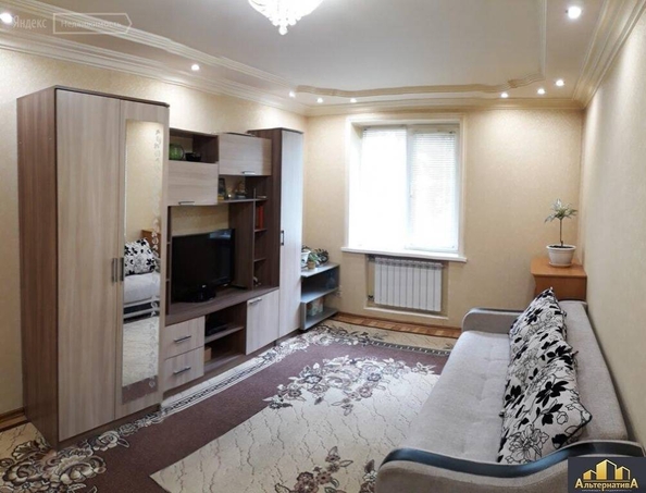 
   Продам 3-комнатную, 76 м², Велинградская ул

. Фото 8.