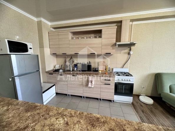 
  Продается 1-комн. квартира, 72 м², Романенко ул
. Фото 2.