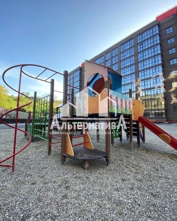 
  Продается 3-комн. квартира, 100 м², Декабристов ул
. Фото 11.