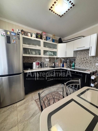 
  Продается 1-комн. квартира, 42.7 м², Окопная ул
. Фото 2.