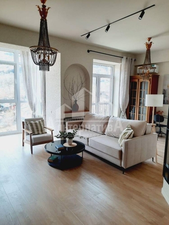 
  Продается 3-комн. квартира, 68 м², Декабристов ул
. Фото 7.