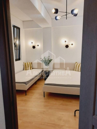 
  Продается 3-комн. квартира, 68 м², Декабристов ул
. Фото 12.