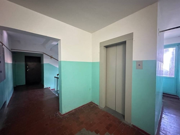 
  Продается 1-комн. квартира, 43 м², Красивая ул
. Фото 2.