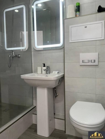 
  Продается 2-комн. квартира, 60 м², Героев Медиков ул
. Фото 6.
