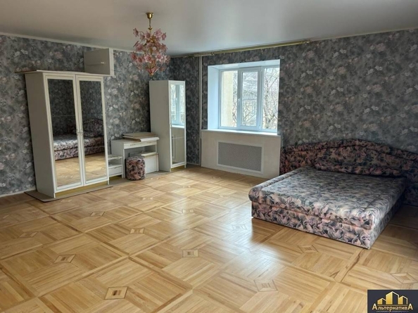 
  Продается 4-комн. квартира 183.5 м². Фото 2.