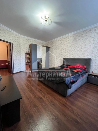 
   Продам 1-комнатную, 60.2 м², Ленинградская ул

. Фото 2.