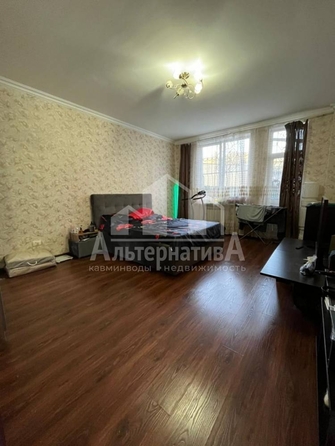 
   Продам 1-комнатную, 60.2 м², Ленинградская ул

. Фото 3.