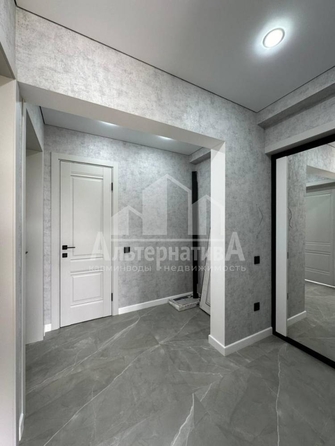 
  Продается 2-комн. квартира, 47.4 м², Островского ул
. Фото 8.