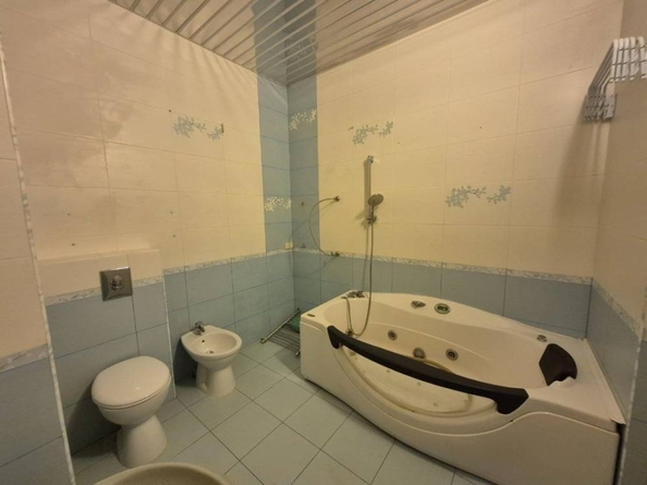 
  Продается 1-комн. квартира, 54.8 м², Ленинградская ул
. Фото 18.