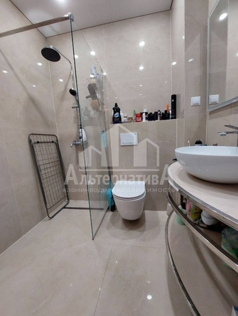 
  Продается 1-комн. квартира, 42 м², Окопная ул
. Фото 7.
