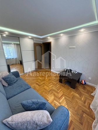 
  Продается 2-комн. квартира, 45.4 м², Широкая ул
. Фото 5.