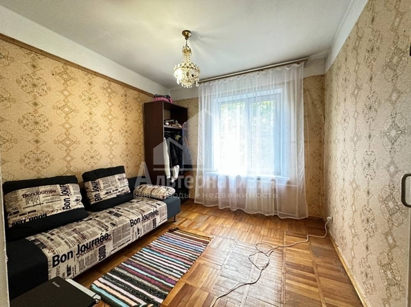 
   Продам 3-комнатную, 49.6 м², Цандера проезд

. Фото 4.