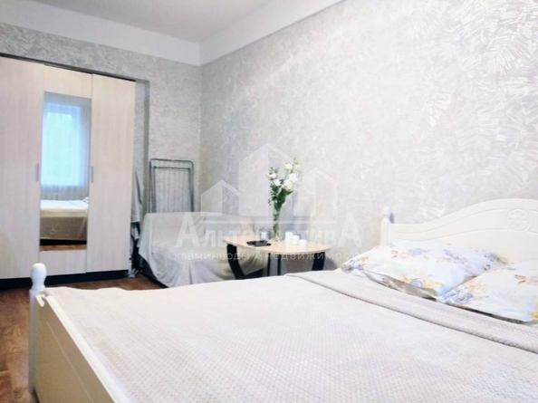 
  Продается 1-комн. квартира, 31 м², Андрея Губина ул
. Фото 2.