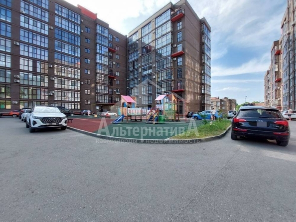 
   Продам 2-комнатную, 63 м², Декабристов ул

. Фото 14.