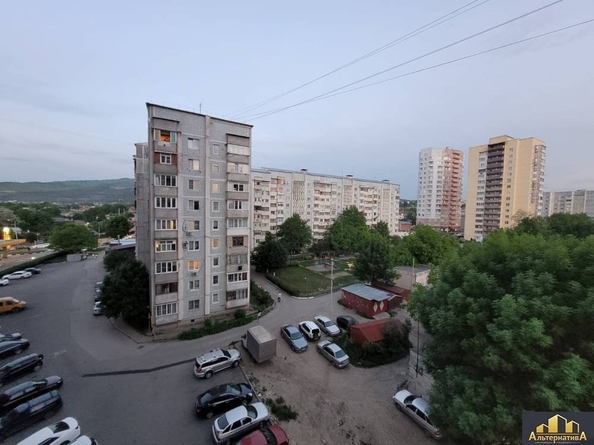 
   Продам 1-комнатную, 42.9 м², Окопная ул

. Фото 2.