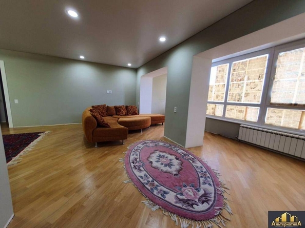 
  Продается 4-комн. квартира 155 м². Фото 1.