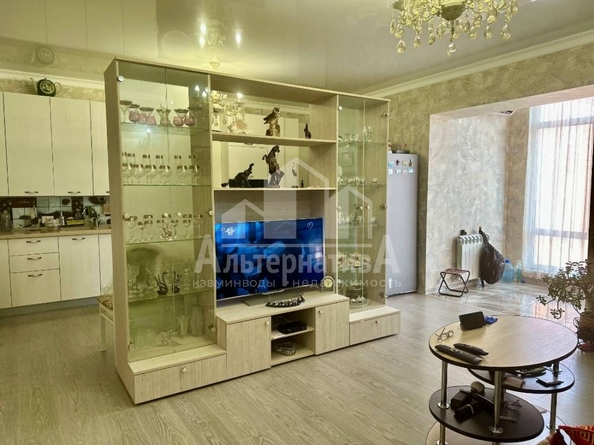 
  Продается 1-комн. квартира, 72 м², Гагарина ул
. Фото 8.