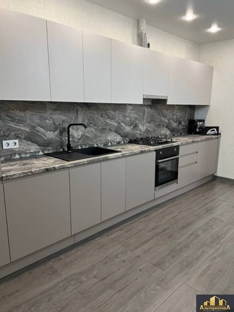 
  Продается 2-комн. квартира, 76 м², Пальмиро Тольятти ул
. Фото 2.