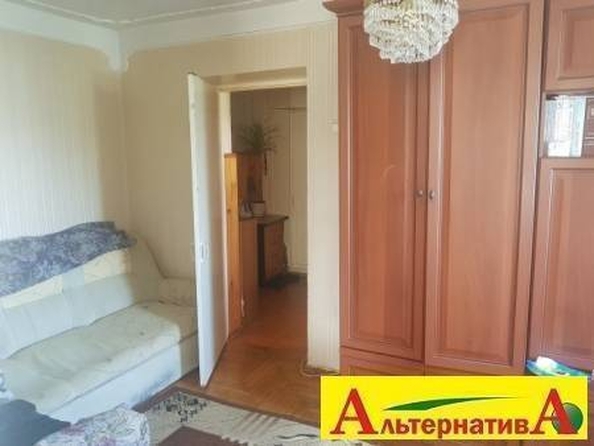 
   Продам 2-комнатную, 35 м², Героев Медиков ул

. Фото 1.