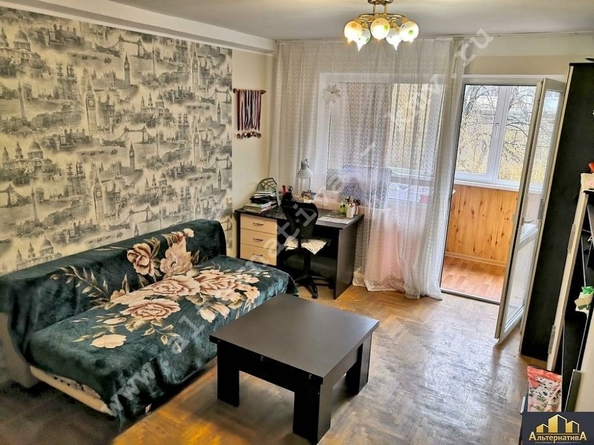 
  Продается 3-комн. квартира 64 м². Фото 1.