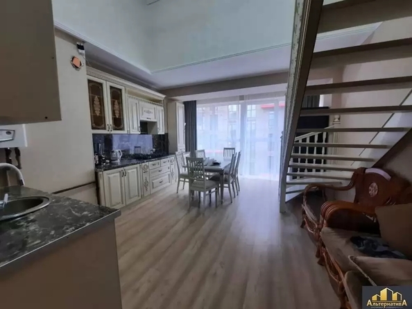 
  Продается 3-комн. квартира 125 м². Фото 1.