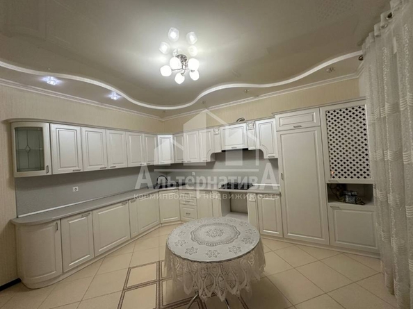 
  Продается дом, 272 м², Ессентуки
. Фото 1.