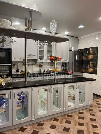 
  Продается дом 360 м². Фото 1.