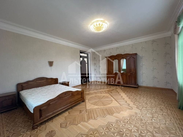 
   Продам дом, 450 м², Ессентуки

. Фото 9.