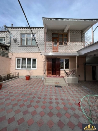 
  Продается дом 220 м². Фото 1.