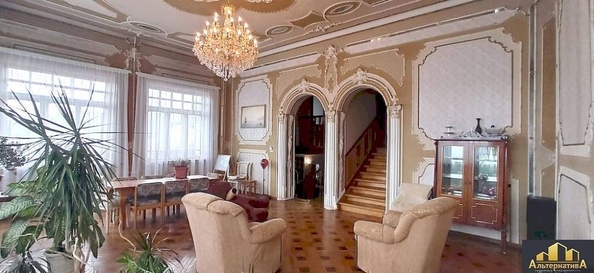
  Продается дом 308 м². Фото 1.