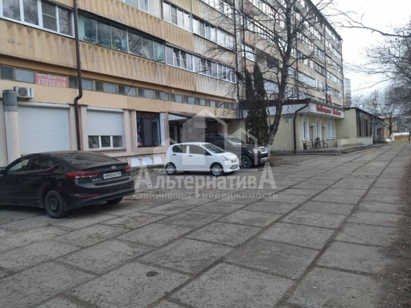 
  Продается универсальное помещение, 72.8 м², Азербайджанская ул
. Фото 1.