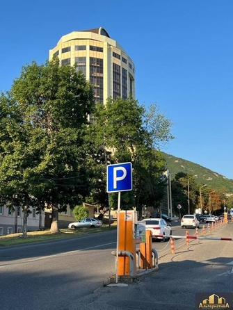
  Продается универсальное помещение 210 м². Фото 1.