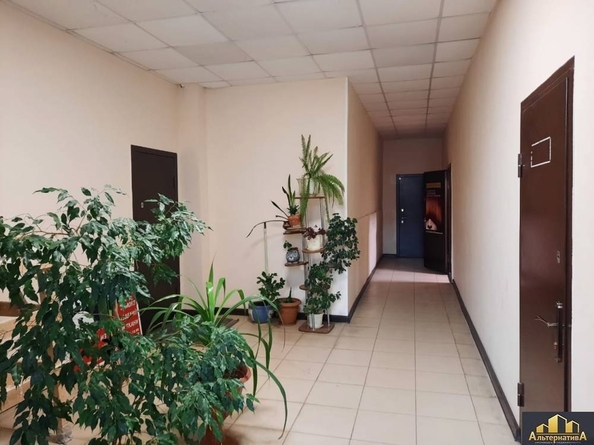 
   Продам помещение, 67.8 м², Красивая ул

. Фото 3.