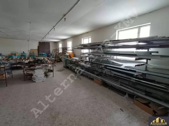 
  Продается производственное помещение 900 м². Фото 1.