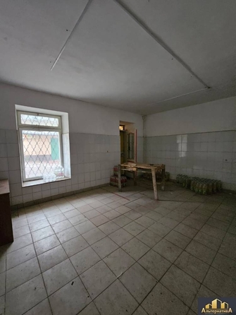 
   Продам торговое помещение, 402.8 м², Цандера проезд

. Фото 10.